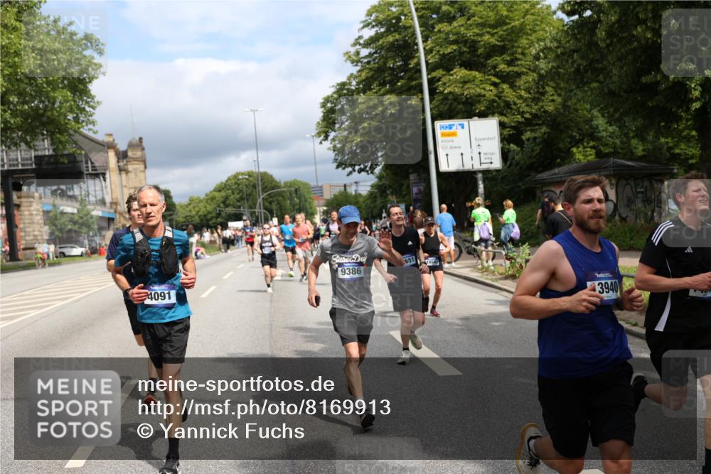 29.06.2025 - hella hamburg halbmarathon Yannick Fuchs http://msf.ph/oto/8169913 29.06.2025 10:41:04 20KM 1070, 1689, 1942, 2222, 2623, 4091, 4497, 5459, 5472, 6373, 6421, 6978, 8023, 8142, 8482, 8981, 9232, 9386, 9497, 9529, 9786, 9794, 10208, 10211, 11077, 11185, 11858, 12651, 12808, 12891, 13554, 13698, 13728, 13940, 14045, 14415, 14449, 14541, 14594, 15026, 15149, 15157, 15611, 15684, 15825, 16081, 16136, 16466, 16475, 17281, 17353, 17461, 17669, 17718, 17865, 18118 meine-sportfotos.de