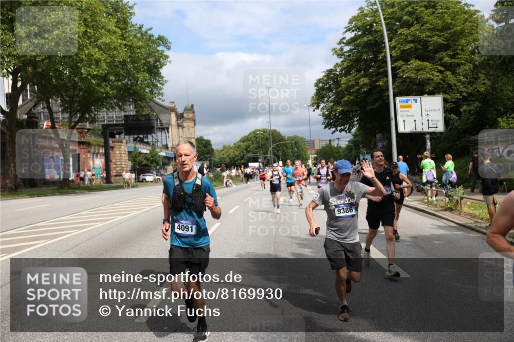 29.06.2025 - hella hamburg halbmarathon Yannick Fuchs http://msf.ph/oto/8169930 29.06.2025 10:41:04 20KM 1070, 1689, 1942, 2222, 2623, 4091, 4497, 5459, 5472, 6373, 6421, 6978, 8023, 8142, 8482, 8981, 9232, 9386, 9497, 9529, 9786, 9794, 10208, 10211, 11077, 11185, 11858, 12651, 12808, 12891, 13554, 13698, 13728, 13940, 14045, 14415, 14449, 14541, 14594, 15026, 15149, 15157, 15611, 15684, 15825, 16081, 16136, 16466, 16475, 17281, 17353, 17461, 17669, 17718, 17865, 18118 meine-sportfotos.de