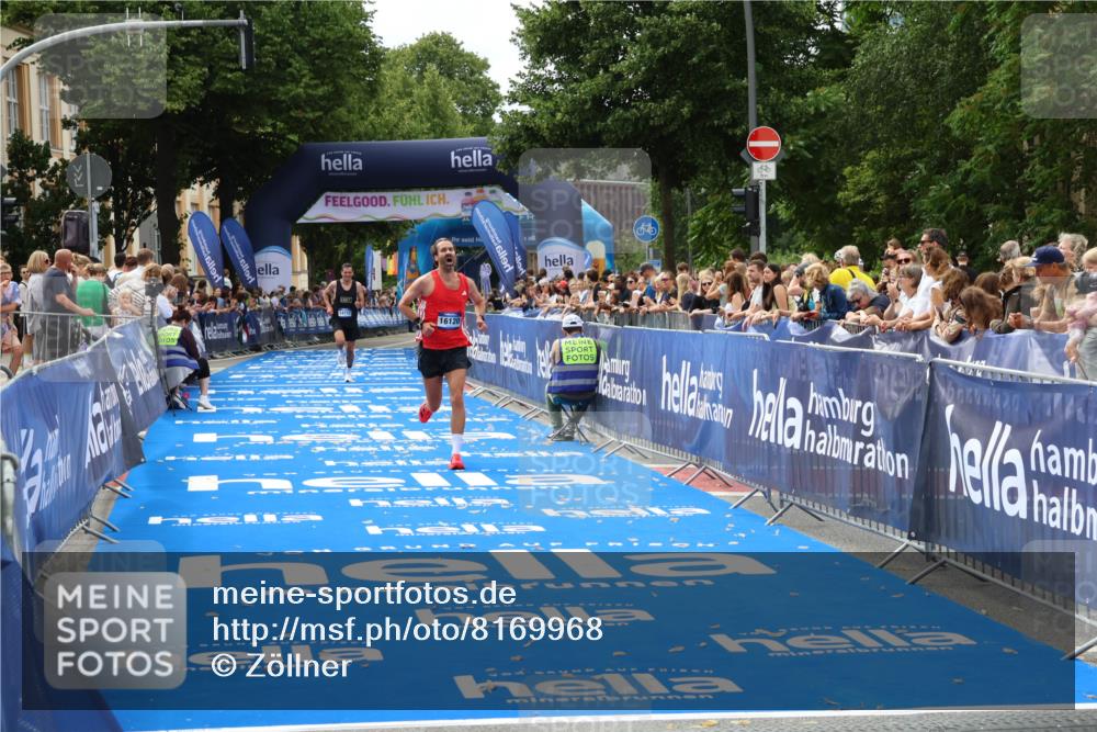 29.06.2025 - hella hamburg halbmarathon Zöllner http://msf.ph/oto/8169968 29.06.2025 10:21:10 Ziel 14717, 16120 meine-sportfotos.de
