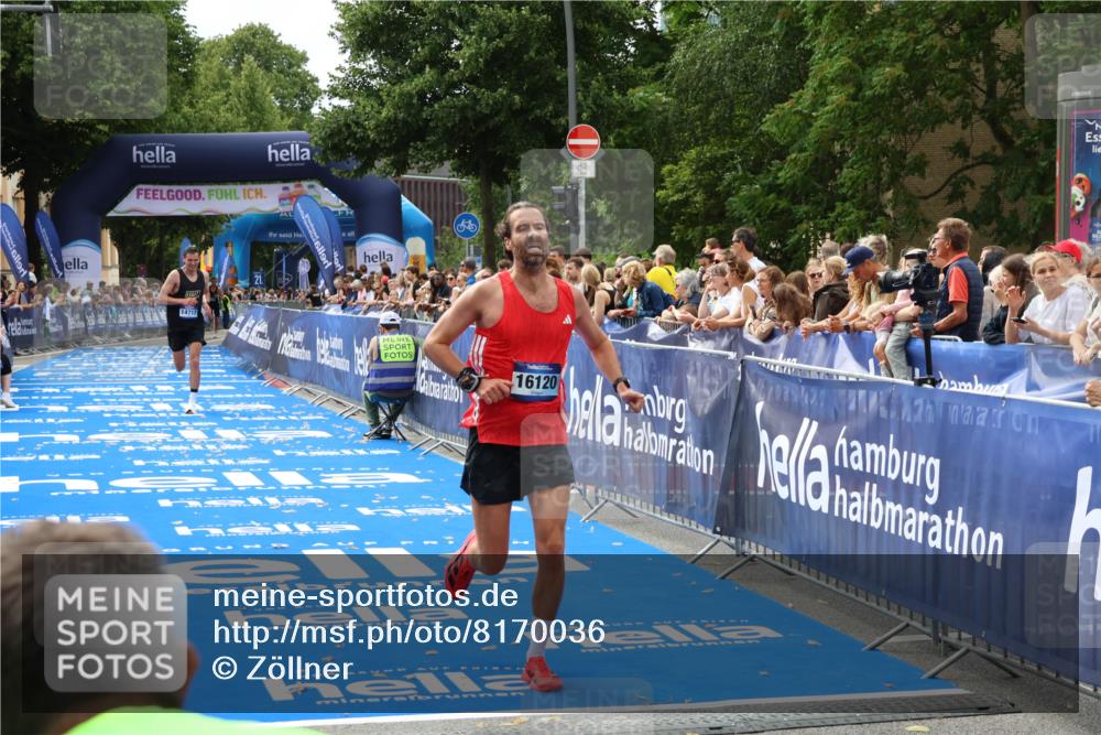 29.06.2025 - hella hamburg halbmarathon Zöllner http://msf.ph/oto/8170036 29.06.2025 10:21:12 Ziel 14717, 16120 meine-sportfotos.de