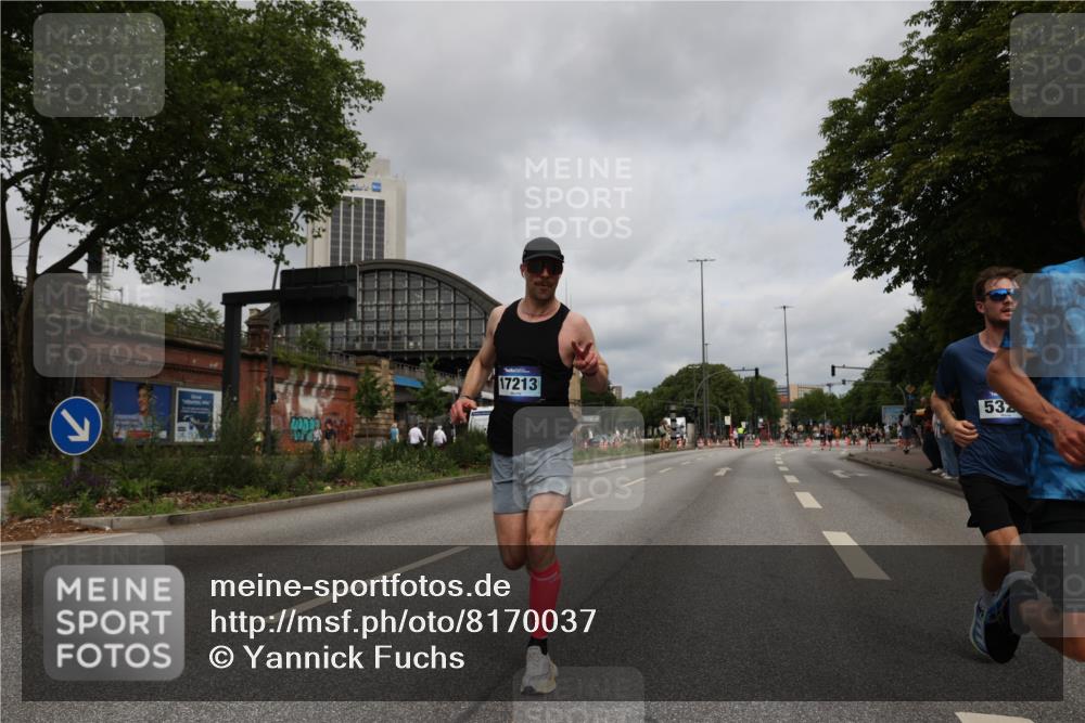 29.06.2025 - hella hamburg halbmarathon Yannick Fuchs http://msf.ph/oto/8170037 29.06.2025 10:24:03 20KM 1827, 2075, 5328, 8473, 8975, 10351, 10486, 16157, 16711, 17213, 17428, 18763, 19142 meine-sportfotos.de