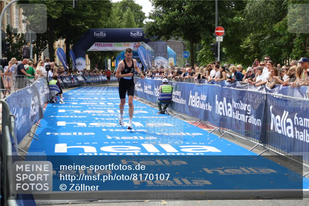 29.06.2025 - hella hamburg halbmarathon Zöllner http://msf.ph/oto/8170107 29.06.2025 10:21:25 Ziel 14933 meine-sportfotos.de