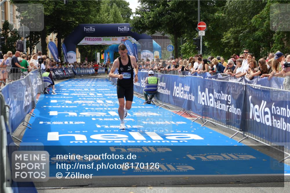 29.06.2025 - hella hamburg halbmarathon Zöllner http://msf.ph/oto/8170126 29.06.2025 10:21:26 Ziel 14933 meine-sportfotos.de