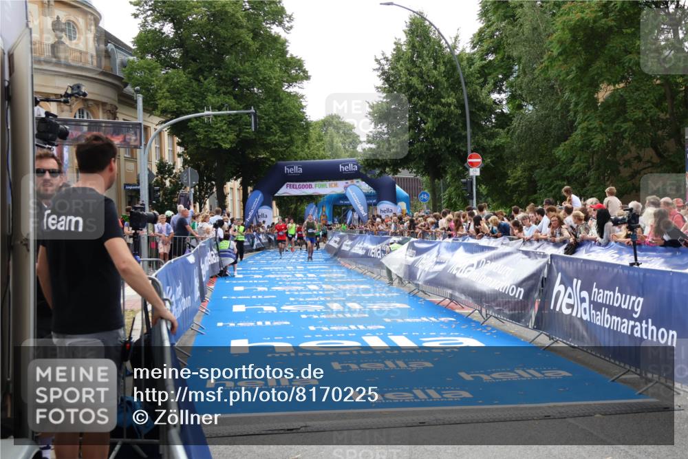 29.06.2025 - hella hamburg halbmarathon Zöllner http://msf.ph/oto/8170225 29.06.2025 10:36:00 Ziel 18259 meine-sportfotos.de