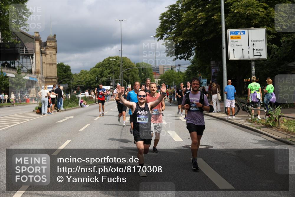 29.06.2025 - hella hamburg halbmarathon Yannick Fuchs http://msf.ph/oto/8170308 29.06.2025 10:41:07 20KM 1070, 1689, 1942, 2222, 2623, 3304, 4091, 5459, 5472, 6373, 6421, 6978, 7908, 8023, 8142, 8482, 8981, 9232, 9305, 9386, 9497, 9786, 9794, 10208, 10211, 11077, 11858, 12651, 12808, 13554, 13698, 13728, 13940, 14045, 14415, 14449, 14482, 14541, 14594, 15026, 15611, 15684, 15714, 15825, 16081, 16136, 16466, 16475, 17353, 17461, 17669, 17718, 17865 meine-sportfotos.de