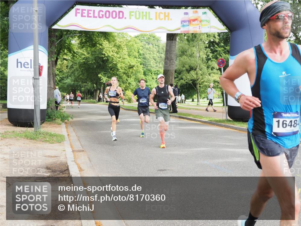 29.06.2025 - hella hamburg halbmarathon MichiJ http://msf.ph/oto/8170360 29.06.2025 10:15:00 Zwischen KM18-KM19 16484, 18695, 18740 meine-sportfotos.de