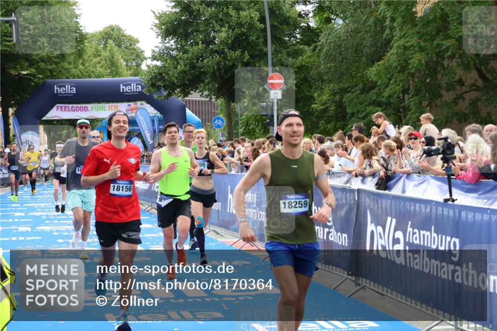 29.06.2025 - hella hamburg halbmarathon Zöllner http://msf.ph/oto/8170364 29.06.2025 10:36:08 Ziel 2399, 6032, 9313, 10477, 12168, 12488, 13419, 14875, 17217, 18156, 18259, 18600 meine-sportfotos.de