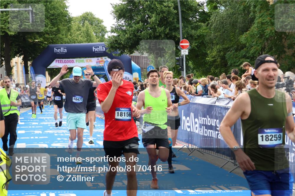 29.06.2025 - hella hamburg halbmarathon Zöllner http://msf.ph/oto/8170416 29.06.2025 10:36:09 Ziel 2399, 6032, 6990, 9313, 10477, 12168, 12447, 12488, 13419, 14875, 17078, 17217, 18156, 18259, 18600 meine-sportfotos.de
