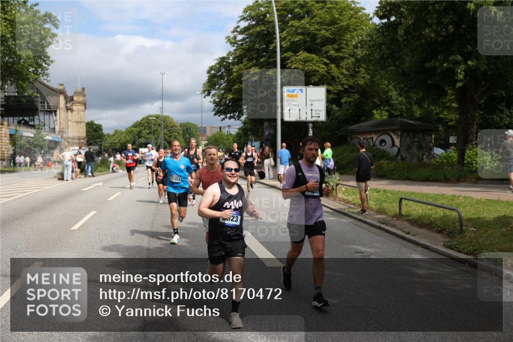 29.06.2025 - hella hamburg halbmarathon Yannick Fuchs http://msf.ph/oto/8170472 29.06.2025 10:41:08 20KM 1070, 1689, 1942, 2222, 2623, 3304, 4091, 5459, 5472, 6373, 6421, 6978, 7480, 7908, 8023, 9305, 9386, 9497, 9786, 9794, 10208, 10211, 11077, 11858, 12651, 12808, 13303, 13554, 13698, 13728, 13940, 14045, 14415, 14449, 14482, 14541, 14594, 15026, 15611, 15684, 15714, 15825, 16081, 16136, 16466, 16475, 17353, 17461, 17669, 17718, 17865 meine-sportfotos.de