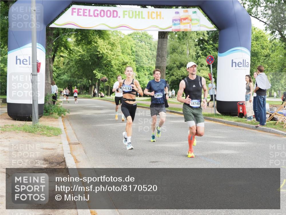 29.06.2025 - hella hamburg halbmarathon MichiJ http://msf.ph/oto/8170520 29.06.2025 10:15:01 Zwischen KM18-KM19 14113, 16484, 18695, 18740 meine-sportfotos.de