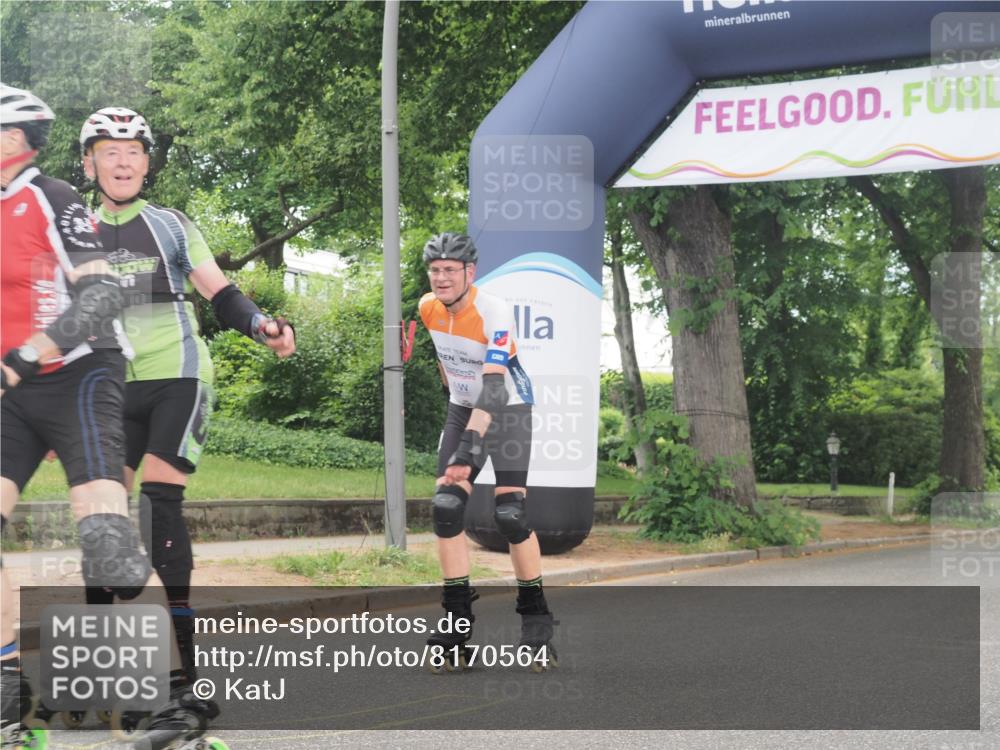 29.06.2025 - hella hamburg halbmarathon KatJ http://msf.ph/oto/8170564 29.06.2025 09:18:07 Zwischen KM18-KM19  meine-sportfotos.de