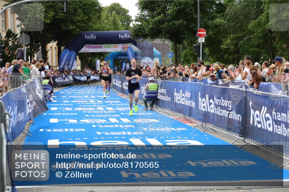 29.06.2025 - hella hamburg halbmarathon Zöllner http://msf.ph/oto/8170565 29.06.2025 10:22:05 Ziel 13751, 16068, 17886 meine-sportfotos.de