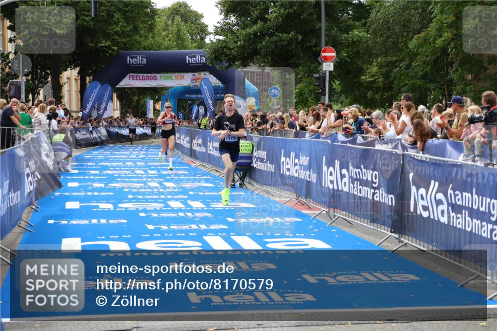 29.06.2025 - hella hamburg halbmarathon Zöllner http://msf.ph/oto/8170579 29.06.2025 10:22:05 Ziel 13751, 16068, 17886 meine-sportfotos.de