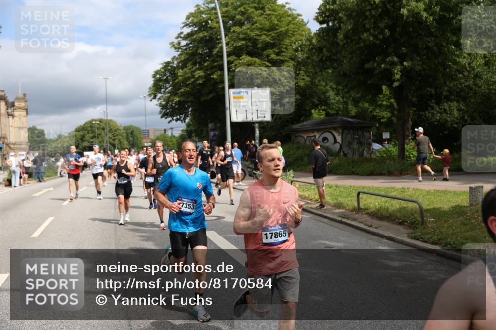 29.06.2025 - hella hamburg halbmarathon Yannick Fuchs http://msf.ph/oto/8170584 29.06.2025 10:41:09 20KM 1070, 1689, 1942, 2222, 2623, 3304, 4091, 5459, 5472, 6373, 6630, 6978, 7480, 7908, 8023, 9305, 9386, 9497, 9794, 10208, 10211, 11077, 11858, 12651, 12808, 13303, 13554, 13728, 13940, 14045, 14415, 14449, 14482, 14541, 14594, 15026, 15611, 15684, 15714, 15825, 16081, 16136, 16466, 16475, 17353, 17461, 17669, 17718, 17865 meine-sportfotos.de