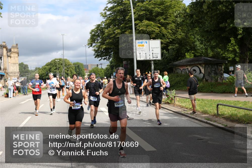 29.06.2025 - hella hamburg halbmarathon Yannick Fuchs http://msf.ph/oto/8170669 29.06.2025 10:41:10 20KM 1070, 1689, 1942, 2222, 2623, 3304, 4091, 5459, 5472, 6373, 6630, 7480, 7908, 8023, 9305, 9386, 9497, 9794, 10208, 10211, 11077, 11858, 12651, 12808, 13303, 13554, 13728, 13940, 14415, 14449, 14482, 14541, 14594, 15026, 15611, 15684, 15714, 15825, 16081, 16136, 16466, 16475, 17353, 17669, 17718, 17865 meine-sportfotos.de