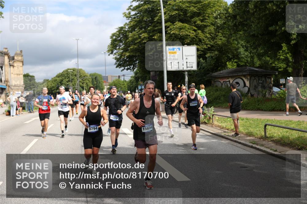 29.06.2025 - hella hamburg halbmarathon Yannick Fuchs http://msf.ph/oto/8170700 29.06.2025 10:41:10 20KM 1070, 1689, 1942, 2222, 2623, 3304, 4091, 5459, 5472, 6373, 6630, 7480, 7908, 8023, 9305, 9386, 9497, 9794, 10208, 10211, 11077, 11858, 12651, 12808, 13303, 13554, 13728, 13940, 14415, 14449, 14482, 14541, 14594, 15026, 15611, 15684, 15714, 15825, 16081, 16136, 16466, 16475, 17353, 17669, 17718, 17865 meine-sportfotos.de