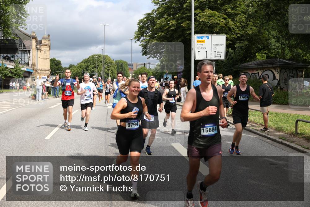 29.06.2025 - hella hamburg halbmarathon Yannick Fuchs http://msf.ph/oto/8170751 29.06.2025 10:41:10 20KM 1070, 1689, 1942, 2222, 2623, 3304, 4091, 5459, 5472, 6373, 6630, 7480, 7908, 8023, 9305, 9386, 9497, 9794, 10208, 10211, 11077, 11858, 12651, 12808, 13303, 13554, 13728, 13940, 14415, 14449, 14482, 14541, 14594, 15026, 15611, 15684, 15714, 15825, 16081, 16136, 16466, 16475, 17353, 17669, 17718, 17865 meine-sportfotos.de