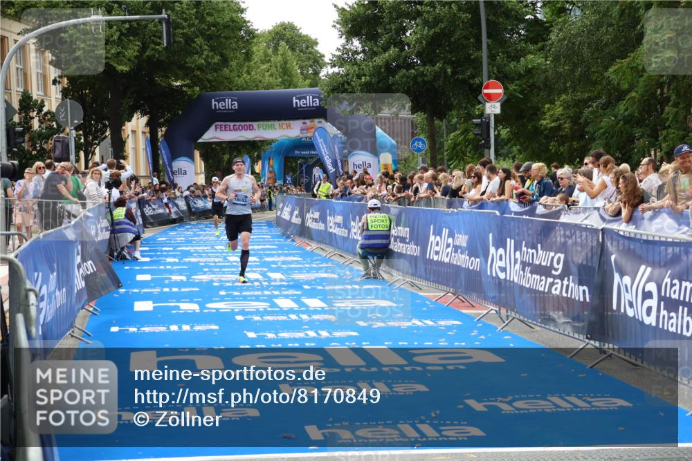 29.06.2025 - hella hamburg halbmarathon Zöllner http://msf.ph/oto/8170849 29.06.2025 10:22:13 Ziel 10650, 18693 meine-sportfotos.de