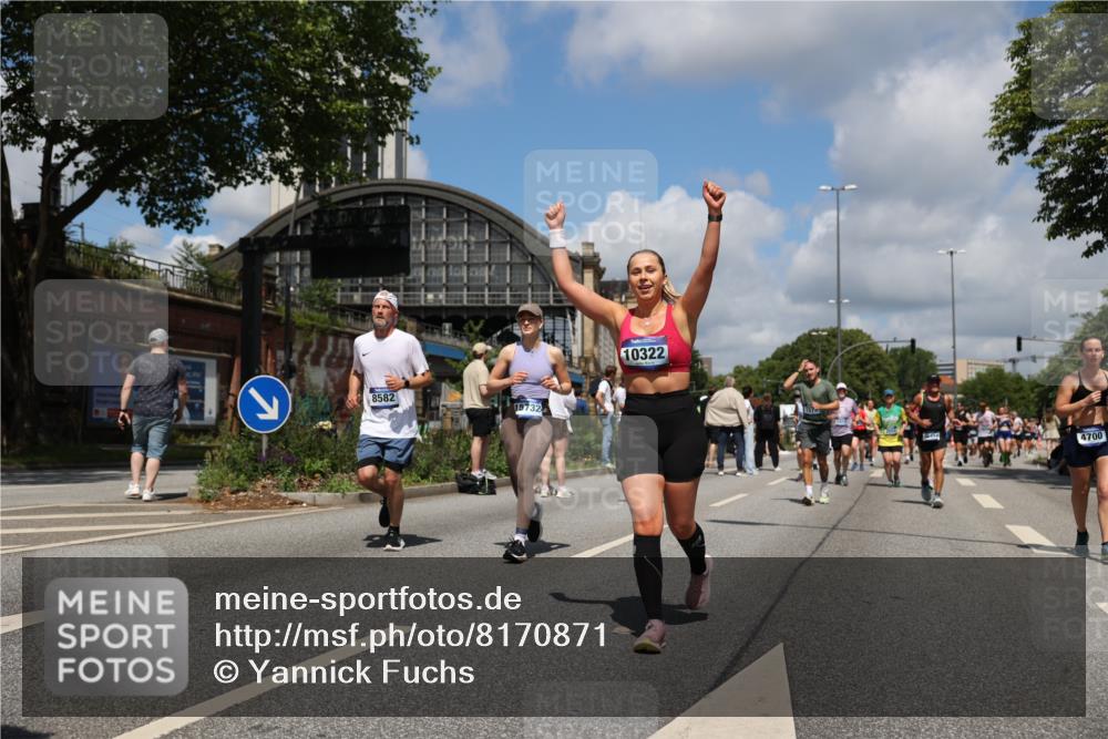29.06.2025 - hella hamburg halbmarathon Yannick Fuchs http://msf.ph/oto/8170871 29.06.2025 11:38:11 20KM 1008, 1010, 1230, 1291, 1578, 2173, 2550, 2552, 2576, 3293, 4329, 4412, 4627, 4700, 4752, 5001, 5370, 5707, 5735, 5901, 6137, 6673, 6995, 7350, 7956, 8582, 9470, 9811, 9937, 9946, 10322, 10940, 11421, 11664, 12010, 12254, 12409, 12444, 13715, 13902, 14130, 15345, 15536, 15588, 15715, 15732, 16002, 16449, 16450, 16545, 16577, 17116, 17139, 17355, 18400, 18401, 18482, 18872, 18888, 18950 meine-sportfotos.de
