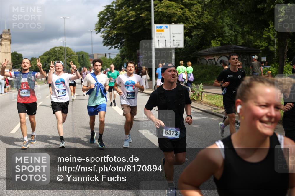 29.06.2025 - hella hamburg halbmarathon Yannick Fuchs http://msf.ph/oto/8170894 29.06.2025 10:41:11 20KM 1070, 1689, 1942, 2222, 2623, 3304, 5129, 5472, 5532, 6373, 6630, 7480, 7908, 8023, 9305, 9497, 9794, 10208, 10211, 11077, 11858, 12808, 13303, 13554, 13728, 14415, 14449, 14482, 14541, 14594, 15026, 15611, 15684, 15714, 15825, 16081, 16136, 16466, 16475, 17353, 17669, 17718, 17865 meine-sportfotos.de