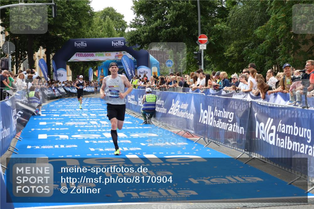 29.06.2025 - hella hamburg halbmarathon Zöllner http://msf.ph/oto/8170904 29.06.2025 10:22:14 Ziel 10650, 18693 meine-sportfotos.de
