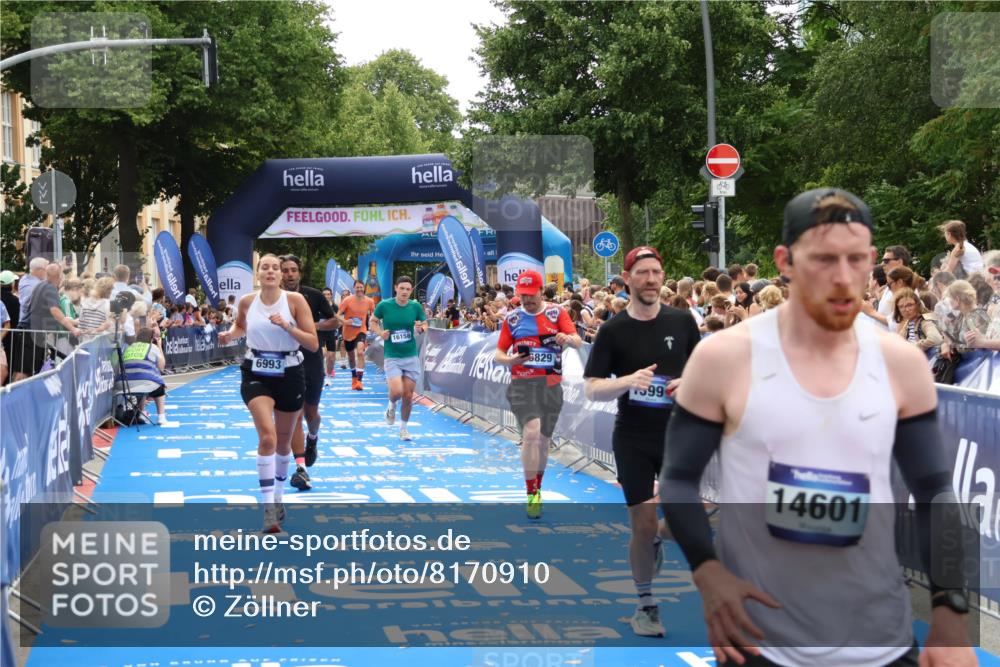 29.06.2025 - hella hamburg halbmarathon Zöllner http://msf.ph/oto/8170910 29.06.2025 10:36:22 Ziel 6829, 6993, 12051, 13991, 14075, 15348, 16158, 17192 meine-sportfotos.de