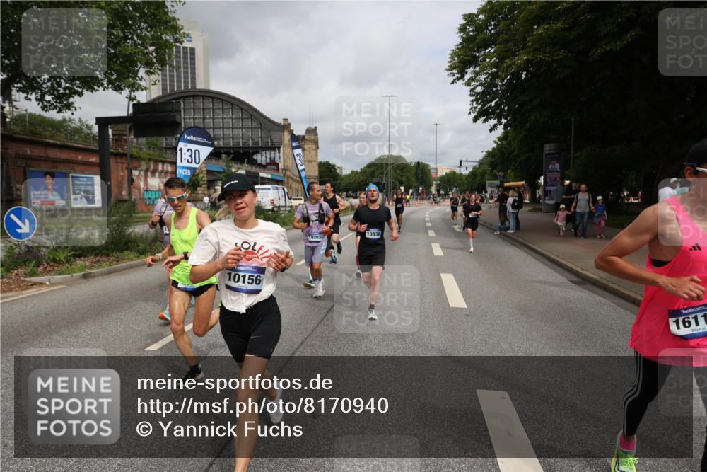 29.06.2025 - hella hamburg halbmarathon Yannick Fuchs http://msf.ph/oto/8170940 29.06.2025 10:24:35 20KM 1758, 2021, 2180, 3043, 6781, 7231, 7349, 9137, 9571, 10156, 10171, 10790, 12234, 12337, 13374, 13838, 14164, 14395, 15672, 15880, 16118, 16736, 16818, 17197, 18699, 18737, 19042, 19194, 19202, 19203, 19204 meine-sportfotos.de