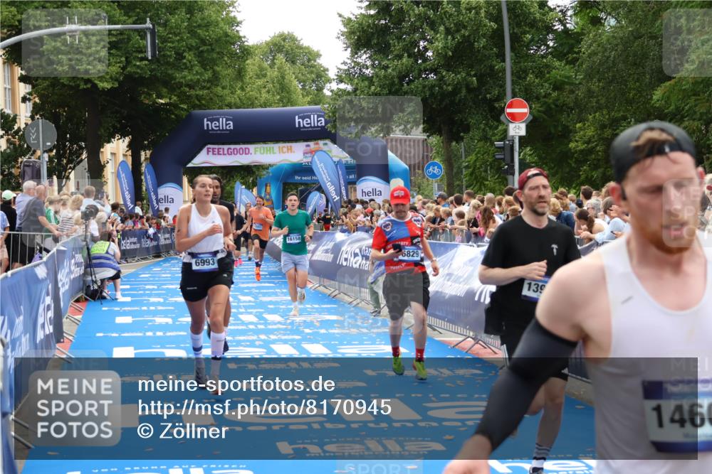 29.06.2025 - hella hamburg halbmarathon Zöllner http://msf.ph/oto/8170945 29.06.2025 10:36:22 Ziel 6829, 6993, 12051, 13991, 14075, 15348, 16158, 17192 meine-sportfotos.de