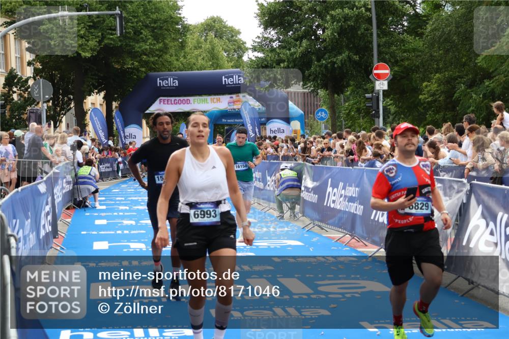 29.06.2025 - hella hamburg halbmarathon Zöllner http://msf.ph/oto/8171046 29.06.2025 10:36:23 Ziel 6829, 6993, 12051, 13991, 14075, 15348, 16158, 17192 meine-sportfotos.de
