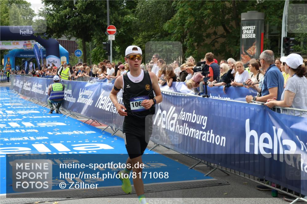 29.06.2025 - hella hamburg halbmarathon Zöllner http://msf.ph/oto/8171068 29.06.2025 10:22:21 Ziel 4571, 10650 meine-sportfotos.de