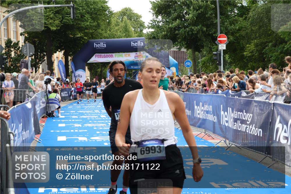 29.06.2025 - hella hamburg halbmarathon Zöllner http://msf.ph/oto/8171122 29.06.2025 10:36:24 Ziel 6829, 6993, 8084, 11304, 12051, 14075, 15348, 16158, 17192 meine-sportfotos.de