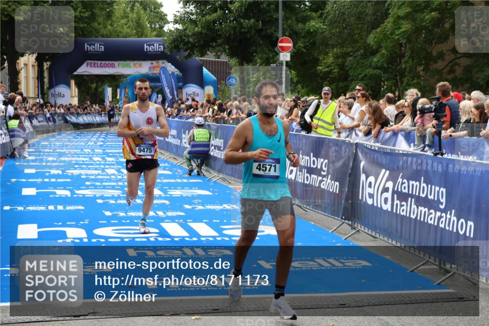 29.06.2025 - hella hamburg halbmarathon Zöllner http://msf.ph/oto/8171173 29.06.2025 10:22:29 Ziel 4571, 9475 meine-sportfotos.de