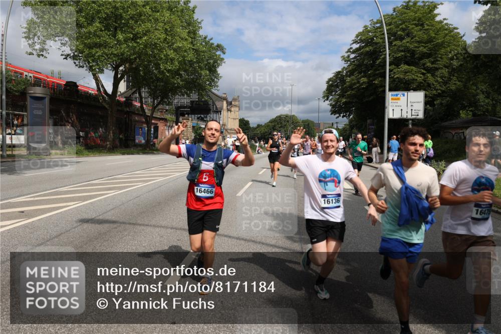 29.06.2025 - hella hamburg halbmarathon Yannick Fuchs http://msf.ph/oto/8171184 29.06.2025 10:41:12 20KM 1012, 1070, 1689, 1942, 2222, 2623, 3304, 5129, 5472, 5532, 6373, 6630, 7480, 7908, 8023, 9305, 9497, 9794, 10208, 10211, 11077, 11858, 12808, 13303, 13554, 13728, 14415, 14449, 14482, 14594, 15026, 15611, 15684, 15714, 15825, 16081, 16136, 16175, 16466, 16475, 17353, 17669, 17718, 17865 meine-sportfotos.de
