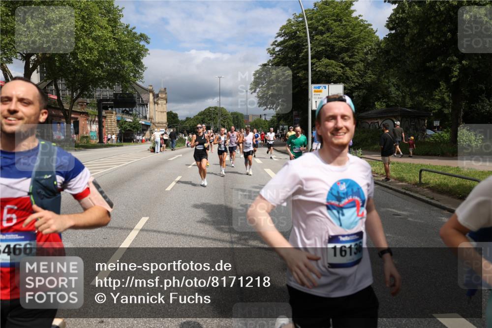 29.06.2025 - hella hamburg halbmarathon Yannick Fuchs http://msf.ph/oto/8171218 29.06.2025 10:41:13 20KM 1012, 1070, 1689, 1942, 2222, 2623, 3304, 5129, 5472, 5532, 6203, 6373, 6630, 7480, 7908, 8023, 8564, 9305, 9497, 9794, 10208, 10211, 11077, 11858, 12808, 13303, 13554, 13728, 14415, 14449, 14482, 14594, 15026, 15611, 15684, 15714, 15825, 16081, 16089, 16136, 16175, 16466, 16475, 17353, 17669, 17718, 17865, 18356 meine-sportfotos.de