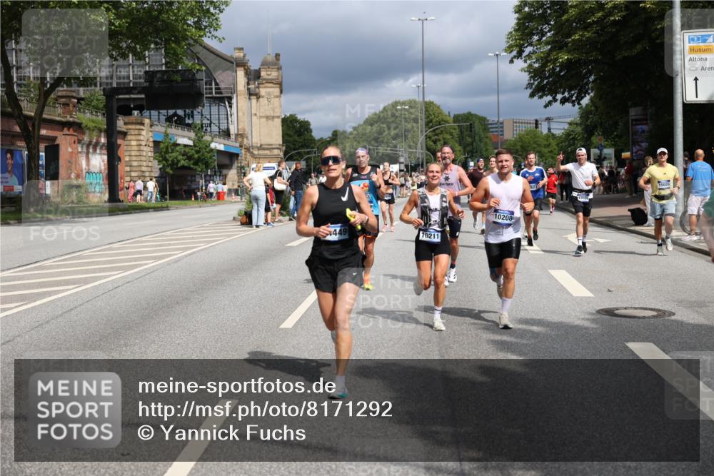 29.06.2025 - hella hamburg halbmarathon Yannick Fuchs http://msf.ph/oto/8171292 29.06.2025 10:41:14 20KM 1012, 1070, 1689, 1942, 2222, 2623, 3304, 5129, 5472, 5532, 6203, 6373, 6630, 7480, 7908, 8023, 8564, 9305, 9497, 9794, 10208, 10211, 10423, 11077, 11858, 12808, 13303, 13554, 13728, 14415, 14449, 14482, 14594, 15026, 15611, 15684, 15714, 15825, 16081, 16089, 16136, 16175, 16466, 16475, 17353, 17669, 17718, 17865, 18297, 18356 meine-sportfotos.de