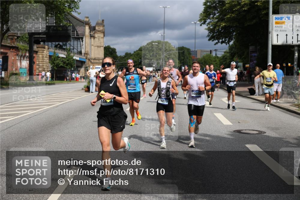 29.06.2025 - hella hamburg halbmarathon Yannick Fuchs http://msf.ph/oto/8171310 29.06.2025 10:41:14 20KM 1012, 1070, 1689, 1942, 2222, 2623, 3304, 5129, 5472, 5532, 6203, 6373, 6630, 7480, 7908, 8023, 8564, 9305, 9497, 9794, 10208, 10211, 10423, 11077, 11858, 12808, 13303, 13554, 13728, 14415, 14449, 14482, 14594, 15026, 15611, 15684, 15714, 15825, 16081, 16089, 16136, 16175, 16466, 16475, 17353, 17669, 17718, 17865, 18297, 18356 meine-sportfotos.de