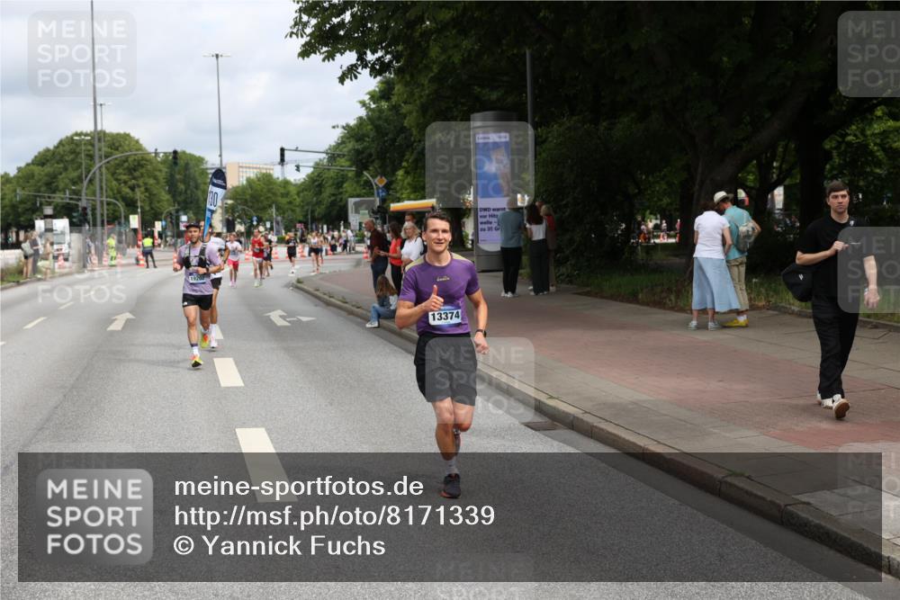 29.06.2025 - hella hamburg halbmarathon Yannick Fuchs http://msf.ph/oto/8171339 29.06.2025 10:24:41 20KM 1758, 2021, 2180, 6781, 7186, 7231, 8784, 9137, 9571, 10156, 10790, 12234, 12308, 12337, 13374, 13838, 14164, 15672, 15880, 16118, 16736, 16818, 17197, 18422, 18699, 18737, 19042, 19194, 19202, 19203, 19204 meine-sportfotos.de