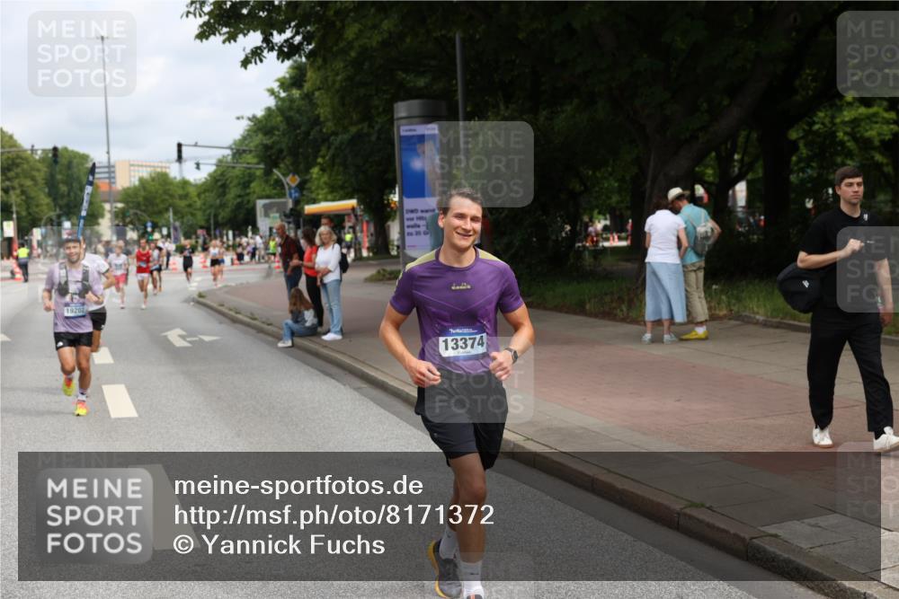 29.06.2025 - hella hamburg halbmarathon Yannick Fuchs http://msf.ph/oto/8171372 29.06.2025 10:24:42 20KM 1758, 2021, 2180, 6781, 7186, 7231, 8784, 9137, 9571, 10156, 10790, 12234, 12308, 12337, 13374, 13838, 14164, 15672, 15880, 16118, 16736, 16818, 17197, 18422, 18737, 19042, 19202, 19203, 19204 meine-sportfotos.de