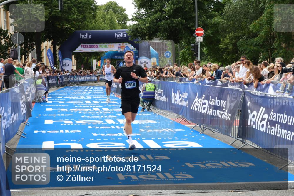 29.06.2025 - hella hamburg halbmarathon Zöllner http://msf.ph/oto/8171524 29.06.2025 10:22:46 Ziel 2618, 18897 meine-sportfotos.de