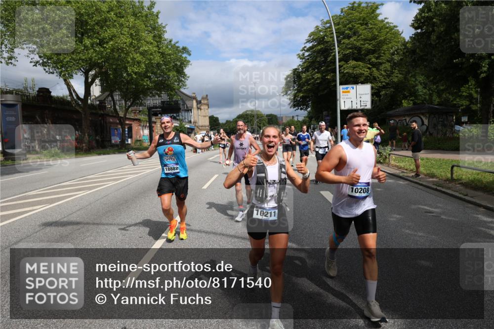29.06.2025 - hella hamburg halbmarathon Yannick Fuchs http://msf.ph/oto/8171540 29.06.2025 10:41:16 20KM 1012, 1070, 1689, 1942, 2222, 2623, 3304, 5129, 5472, 5532, 6203, 6373, 6630, 7480, 7908, 8564, 9051, 9305, 9497, 9794, 10208, 10211, 10423, 11077, 11858, 12808, 13303, 13554, 13728, 14415, 14449, 14482, 14594, 15026, 15611, 15684, 15714, 15825, 16089, 16136, 16175, 16466, 16475, 16819, 17669, 17718, 18297, 18356 meine-sportfotos.de