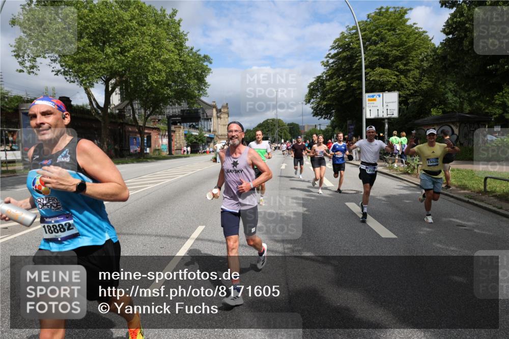 29.06.2025 - hella hamburg halbmarathon Yannick Fuchs http://msf.ph/oto/8171605 29.06.2025 10:41:17 20KM 1012, 1070, 1689, 1942, 2222, 2623, 3304, 5129, 5472, 5532, 6203, 6373, 6630, 7480, 7908, 8564, 9051, 9305, 9497, 10208, 10211, 10423, 11077, 11858, 12808, 13303, 13554, 13728, 14415, 14449, 14482, 14594, 15026, 15611, 15714, 15825, 16089, 16136, 16175, 16466, 16475, 16819, 17669, 17718, 18297, 18356 meine-sportfotos.de