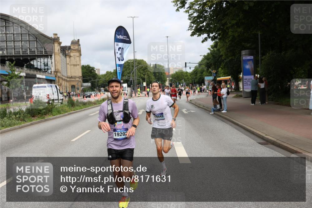 29.06.2025 - hella hamburg halbmarathon Yannick Fuchs http://msf.ph/oto/8171631 29.06.2025 10:24:44 20KM 1758, 2021, 2180, 6781, 7186, 7231, 8784, 9137, 9571, 10156, 10790, 12234, 12308, 13374, 13838, 14164, 15672, 15880, 16118, 16736, 16818, 17197, 18422, 19042, 19202, 19203, 19204 meine-sportfotos.de