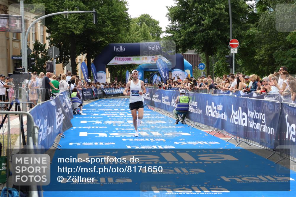 29.06.2025 - hella hamburg halbmarathon Zöllner http://msf.ph/oto/8171650 29.06.2025 10:22:57 Ziel 11624, 16548, 18328 meine-sportfotos.de