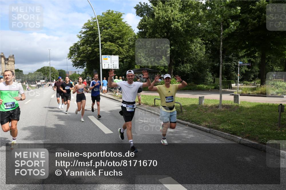 29.06.2025 - hella hamburg halbmarathon Yannick Fuchs http://msf.ph/oto/8171670 29.06.2025 10:41:17 20KM 1012, 1070, 1689, 1942, 2222, 2623, 3304, 5129, 5472, 5532, 6203, 6373, 6630, 7480, 7908, 8564, 9051, 9305, 9497, 10208, 10211, 10423, 11077, 11858, 12808, 13303, 13554, 13728, 14415, 14449, 14482, 14594, 15026, 15611, 15714, 15825, 16089, 16136, 16175, 16466, 16475, 16819, 17669, 17718, 18297, 18356 meine-sportfotos.de