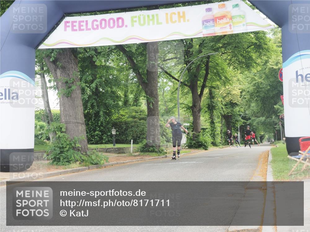 29.06.2025 - hella hamburg halbmarathon KatJ http://msf.ph/oto/8171711 29.06.2025 09:19:04 Zwischen KM18-KM19  meine-sportfotos.de