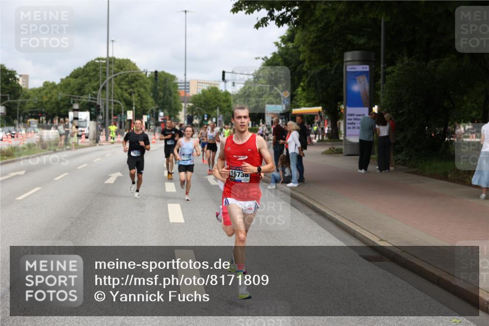 29.06.2025 - hella hamburg halbmarathon Yannick Fuchs http://msf.ph/oto/8171809 29.06.2025 10:24:49 20KM 1758, 6781, 7186, 7231, 8784, 9571, 10790, 12234, 12308, 13374, 15672, 16736, 16818, 17197, 18422, 19042, 19202 meine-sportfotos.de