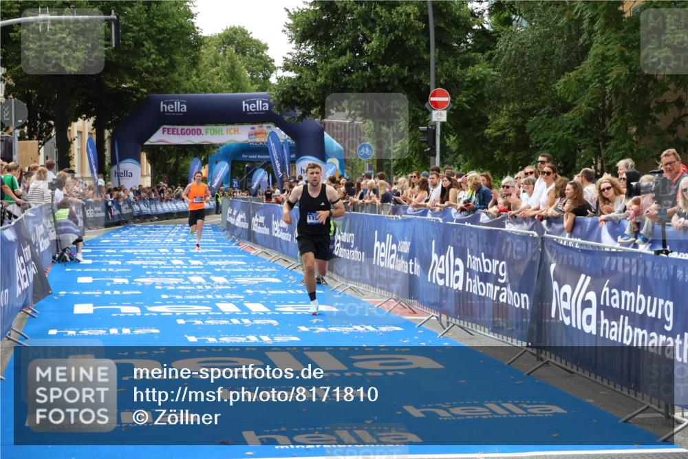 29.06.2025 - hella hamburg halbmarathon Zöllner http://msf.ph/oto/8171810 29.06.2025 10:23:00 Ziel 4128, 11624, 16548, 18328 meine-sportfotos.de