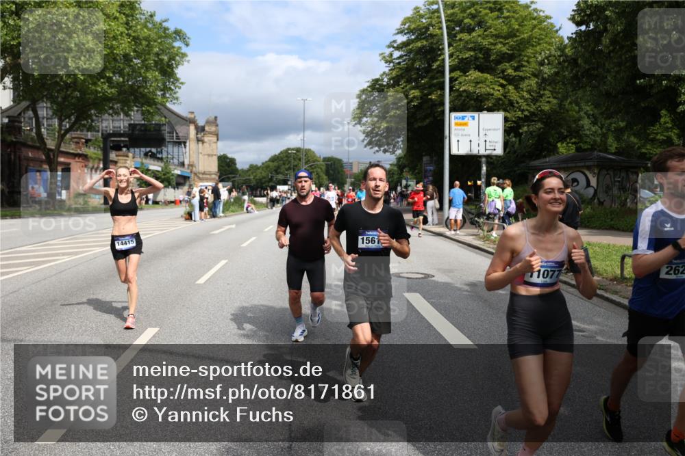 29.06.2025 - hella hamburg halbmarathon Yannick Fuchs http://msf.ph/oto/8171861 29.06.2025 10:41:19 20KM 1012, 1070, 1689, 1942, 2274, 2623, 3304, 5129, 5472, 5532, 5889, 6203, 6630, 7480, 7908, 8564, 9051, 9305, 9497, 10122, 10208, 10211, 10423, 11077, 11858, 12808, 13303, 13554, 14415, 14449, 14482, 14594, 15026, 15611, 15714, 15825, 15923, 16089, 16175, 16819, 17718, 18297, 18356 meine-sportfotos.de