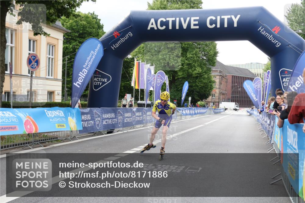 29.06.2025 - hella hamburg halbmarathon Strokosch-Dieckow http://msf.ph/oto/8171886 29.06.2025 09:11:13 Ziel 20305 meine-sportfotos.de