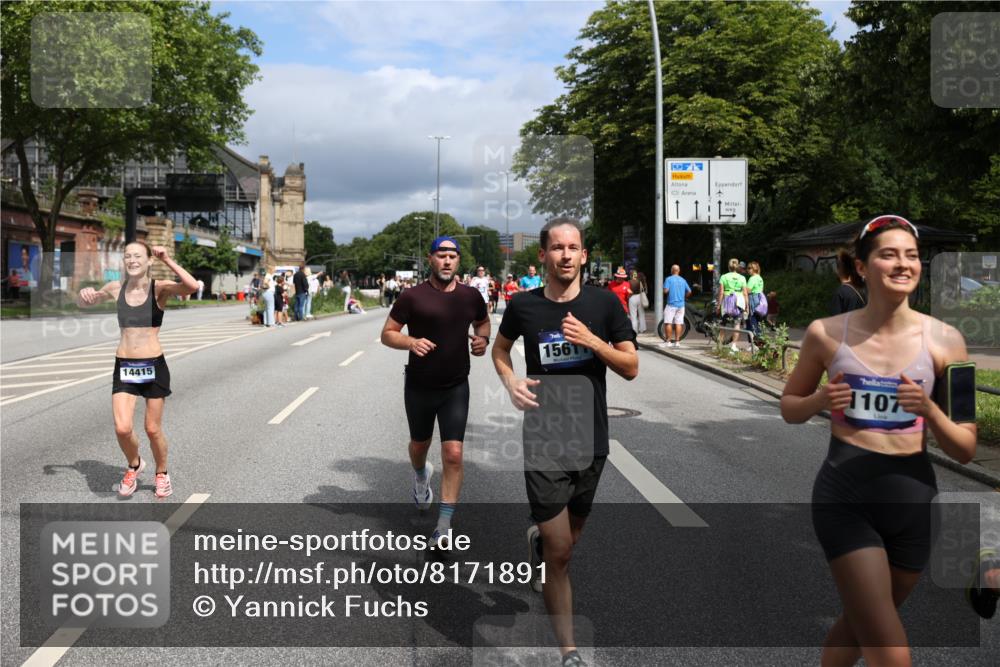29.06.2025 - hella hamburg halbmarathon Yannick Fuchs http://msf.ph/oto/8171891 29.06.2025 10:41:19 20KM 1012, 1070, 1689, 1942, 2274, 2623, 3304, 5129, 5472, 5532, 5889, 6203, 6630, 7480, 7908, 8564, 9051, 9305, 9497, 10122, 10208, 10211, 10423, 11077, 11858, 12808, 13303, 13554, 14415, 14449, 14482, 14594, 15026, 15611, 15714, 15825, 15923, 16089, 16175, 16819, 17718, 18297, 18356 meine-sportfotos.de